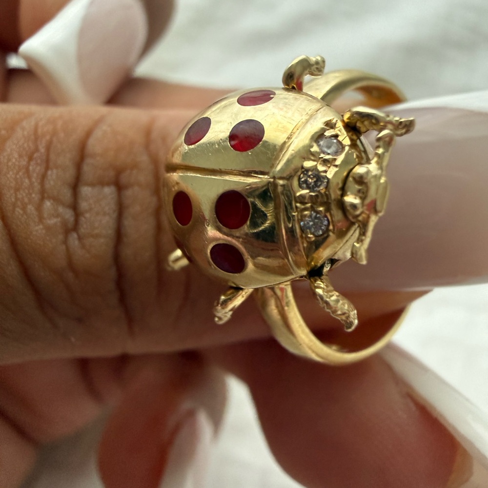 14k Solid Gold Ladybug Ring - image 7